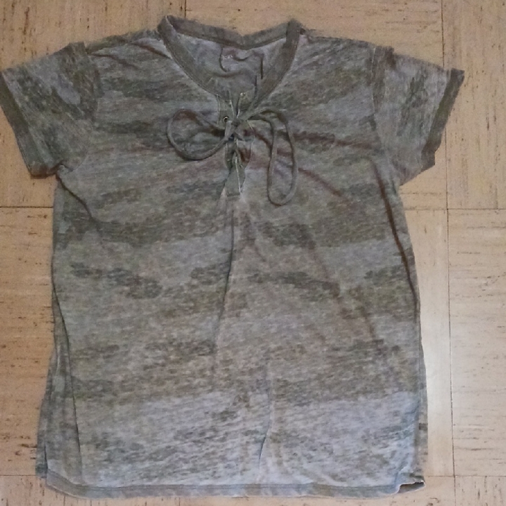 American Eagle Shirt - Picture 3 of 5